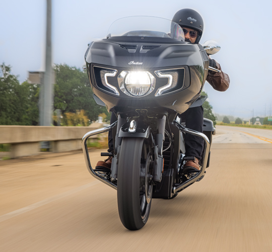 SNIJ ELKE BOCHT MESSCHERP AAN.